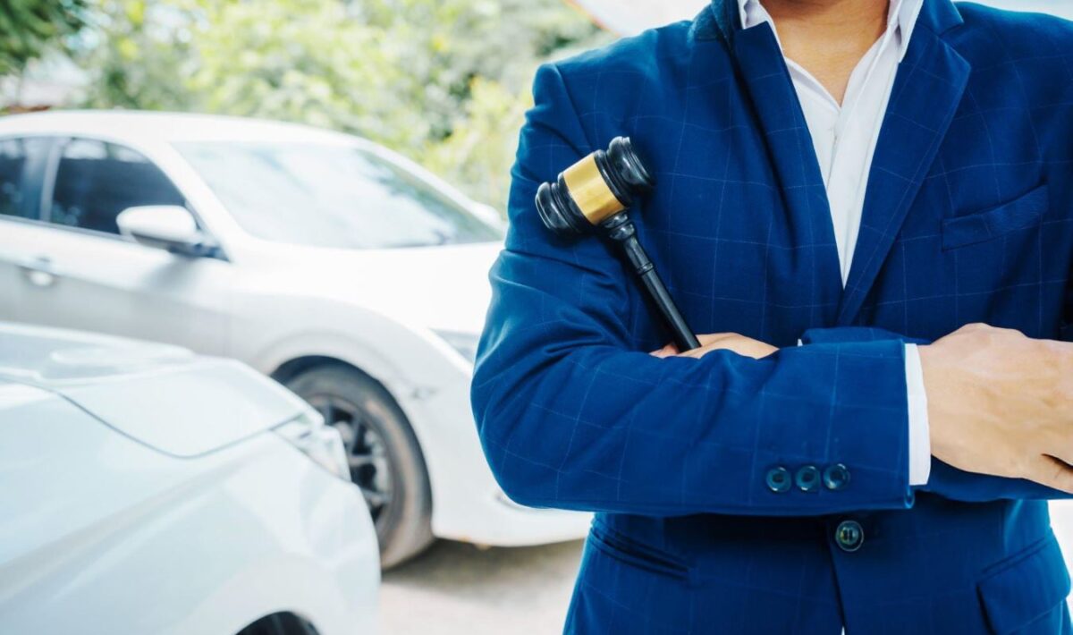 essential tips for finding the right car accident lawyer